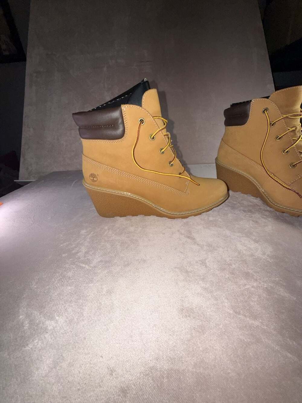 Timberland Women's Earthkeepers Amston 6-Inch Wheat Nubuck Wedge Boots TB08251A - Picture 12 of 16